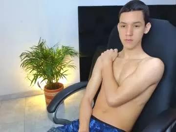 michael_twink18 from Chaturbate is Freechat