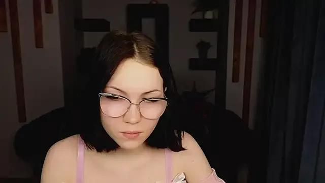 Carla_Reyll from StripChat is Freechat