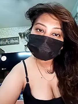 Cute-mona from StripChat is Freechat