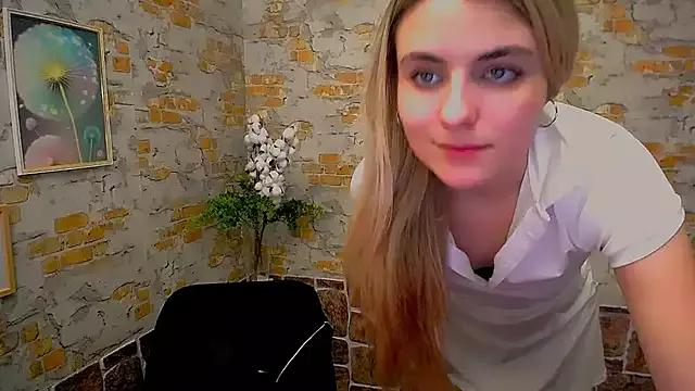 shy_sabrina_ from StripChat is Freechat